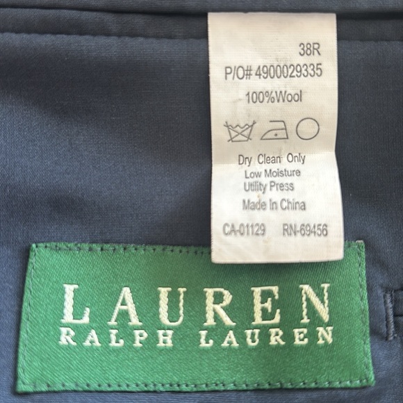 Classic Ralph Lauren Navy Blazer - Picture 3 of 4